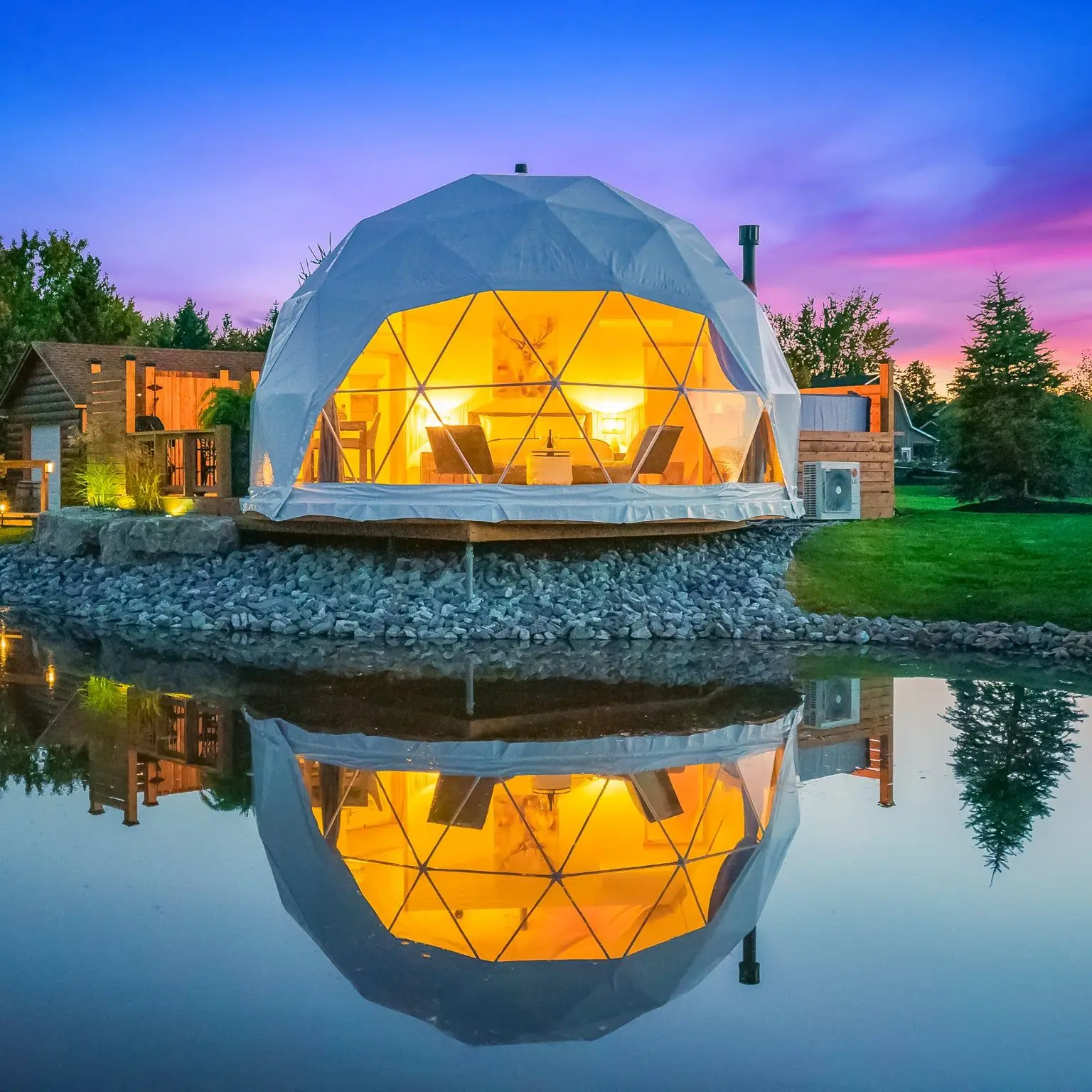 Geodesic Dome Manor greenhouse Tent Leisure Resort Vacation Outdoor Glamping Round Tent Transparent Starry Sky Luxury Hotel Dome Geodesic Dome Manor greenhouse Tent Leisure Resort Vacation Outdoor Glamping Round Tent Transparent Starry Sky Luxury Hotel Dome