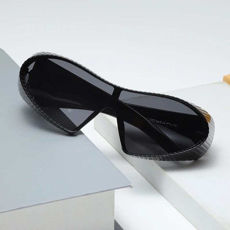 New Alien Uv Resistant Sunglasses, Punk Goggles, Futuristic Y2k Large Frame Integrated Sunglasses 7751 New Alien Uv Resistant Sunglasses, Punk Goggles, Futuristic Y2k Large Frame Integrated Sunglasses 7751